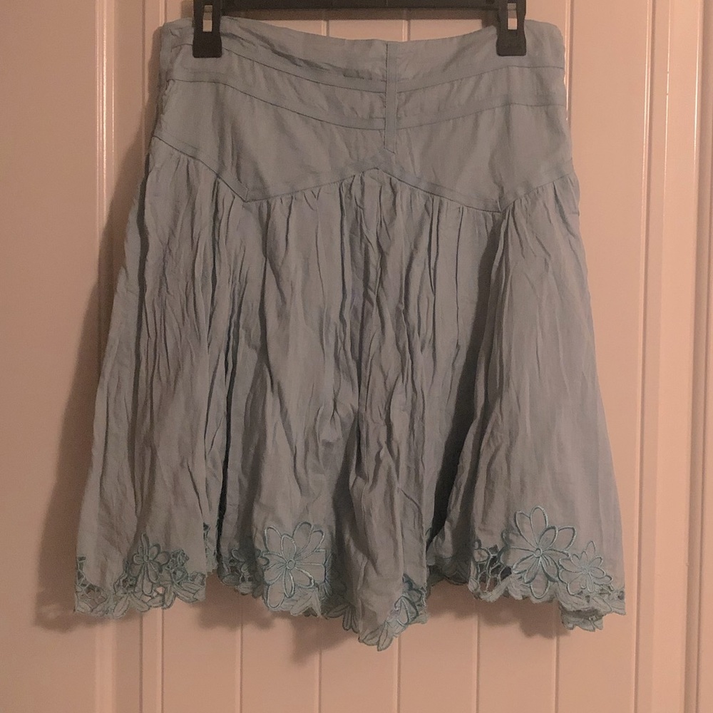 Mint Flowy above the knee skirt ~ size 2